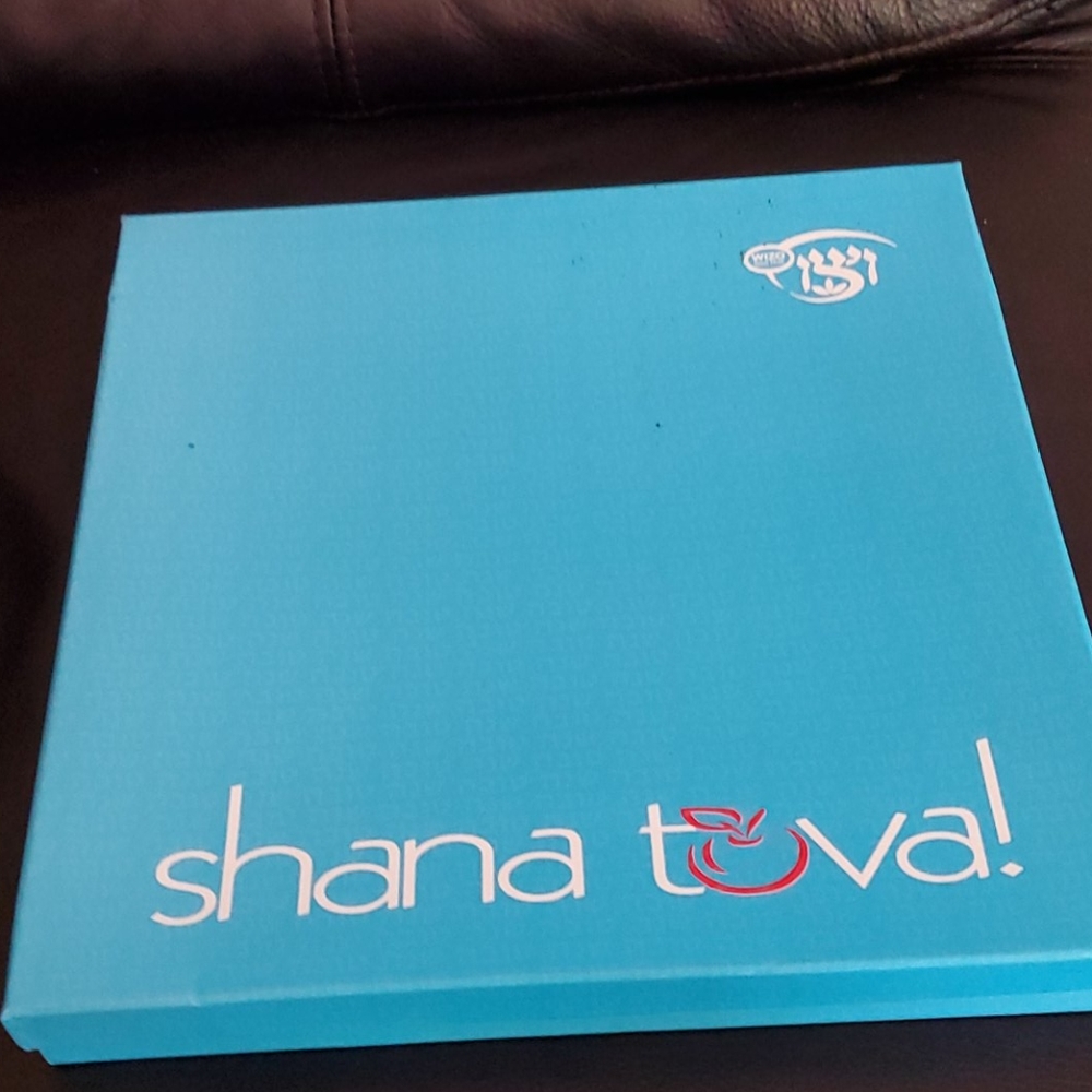 BNWB Rosh Hashanah Plate for a sweet new year!